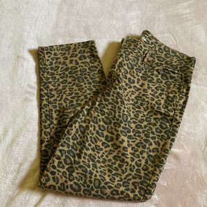GUC~Time and Tru Leopard Print Straight Leg Jeans~No rips, tears, stains, etc